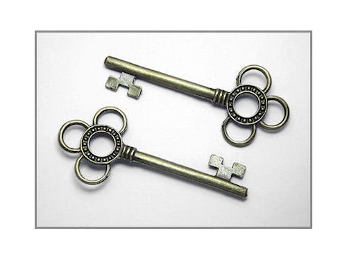 Decorative Keys (brass colour) TB159